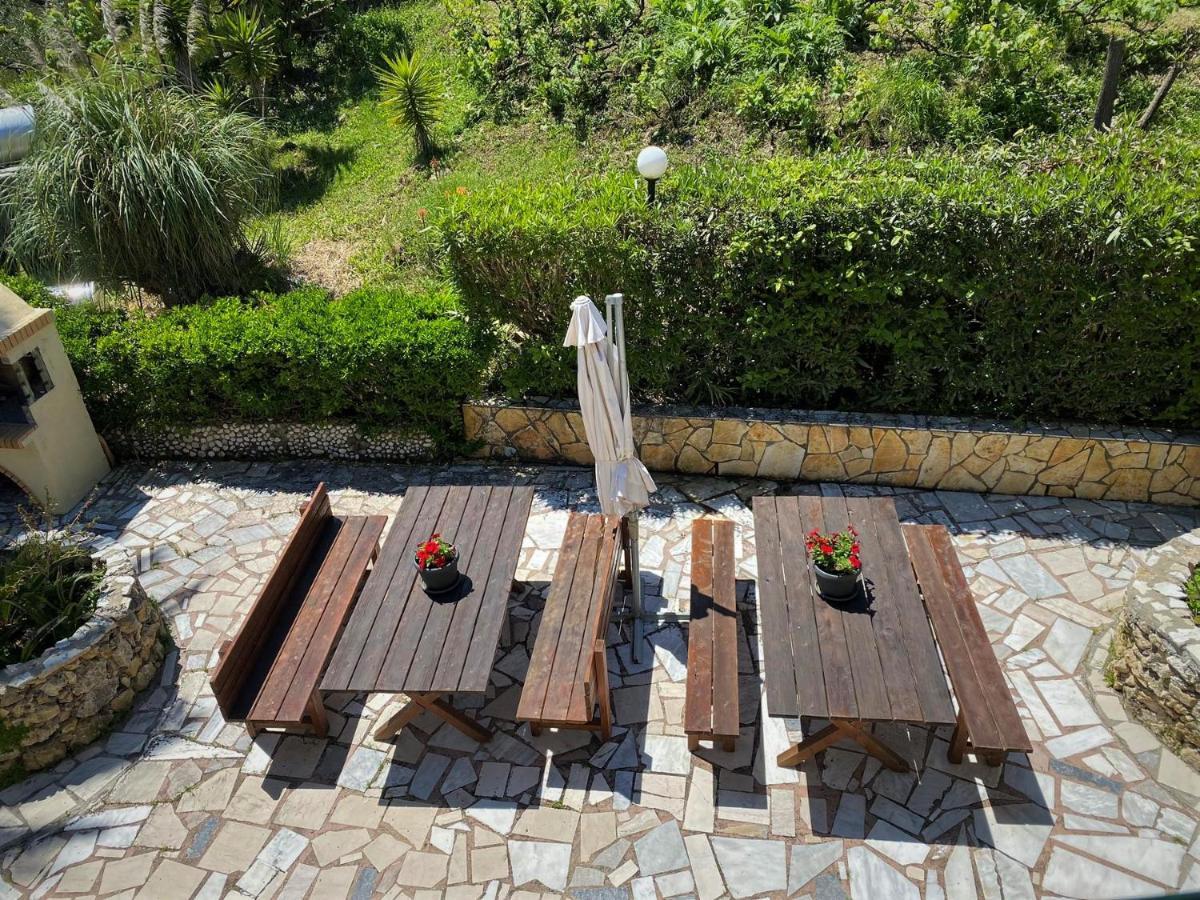 Ionian Escape Seaview Apartments Μεσογγή Εξωτερικό φωτογραφία
